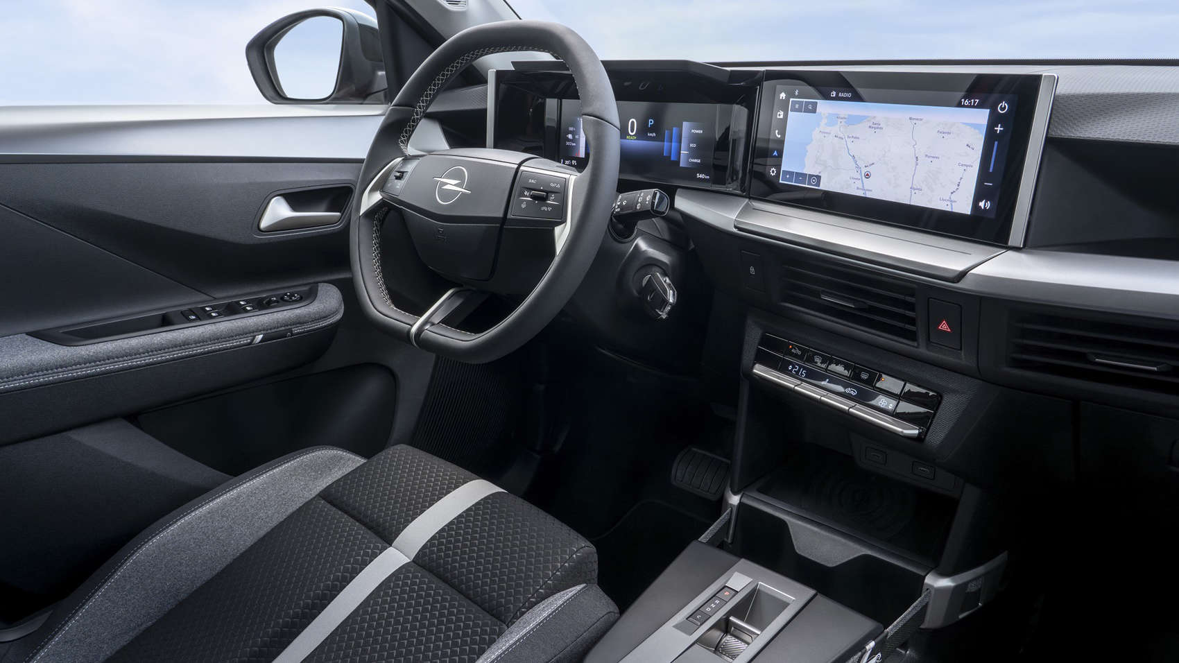 Новий Opel Frontera, інтерʼєр салону